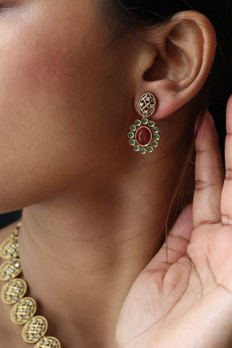 Antique ruby green stone short necklace and earrings SS10321
