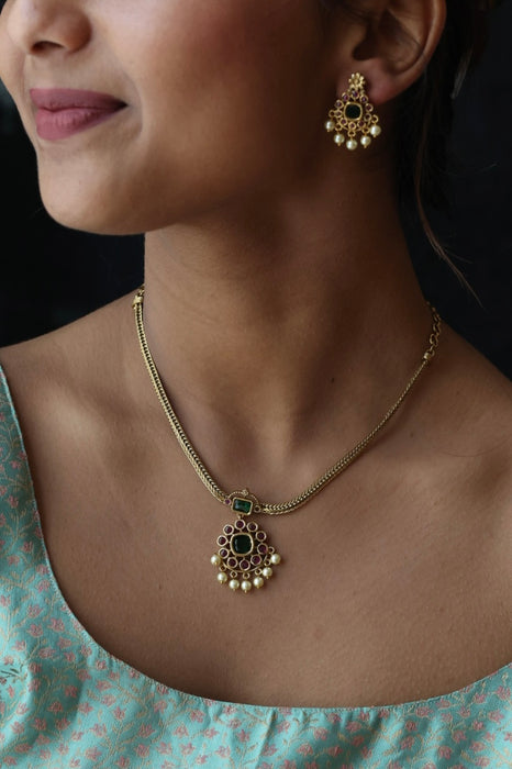 Antique ruby stone short necklace and earrings SS10876