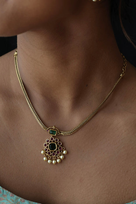 Antique ruby stone short necklace and earrings SS10876