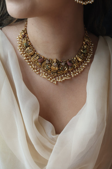 Antique gold temple desing short necklace and earrings SS11982