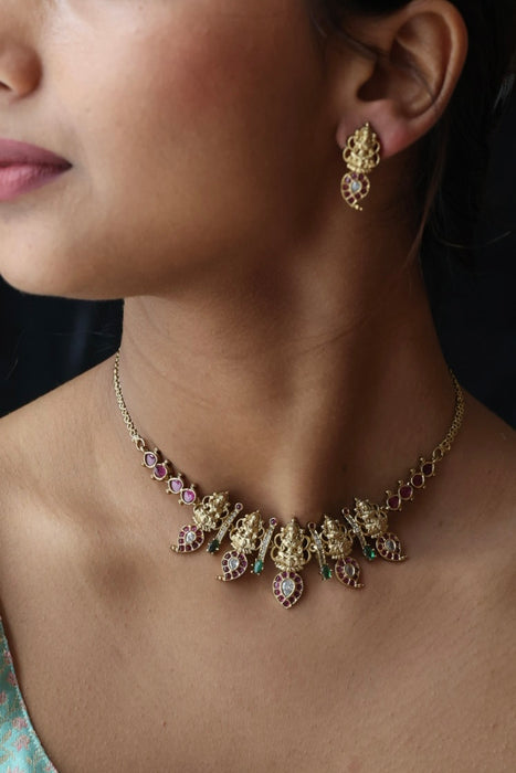 Antique gold short necklace with earrings SS10064