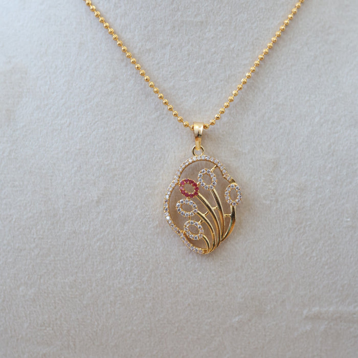 Heritage gold plated pendant with chain HC009