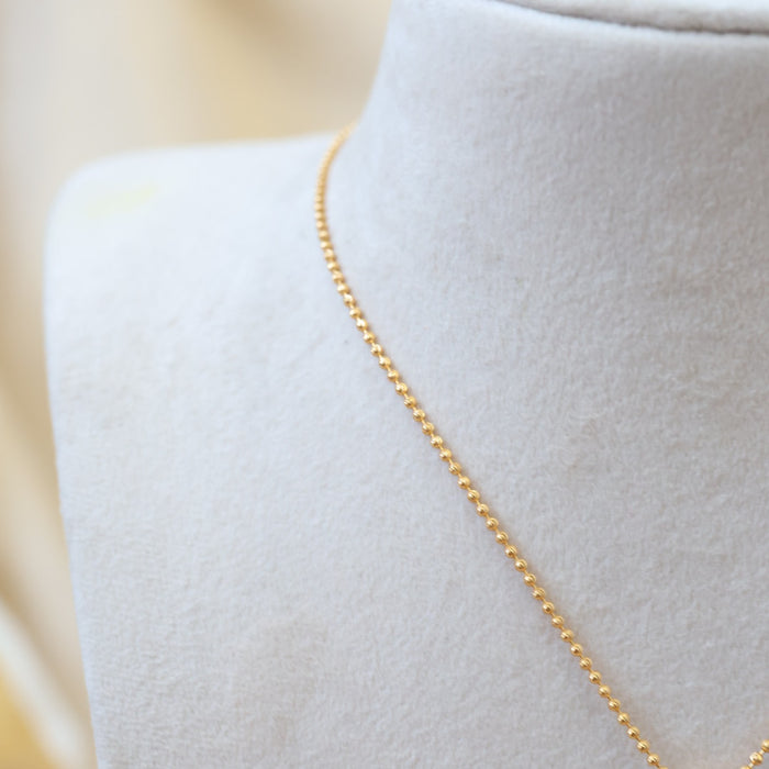 Heritage gold plated pendant with chain HC009