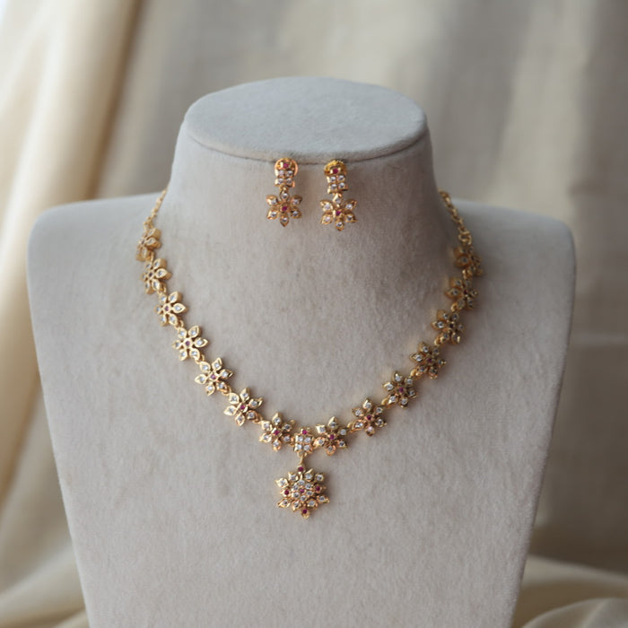Heritage gold plated choker short necklace H289