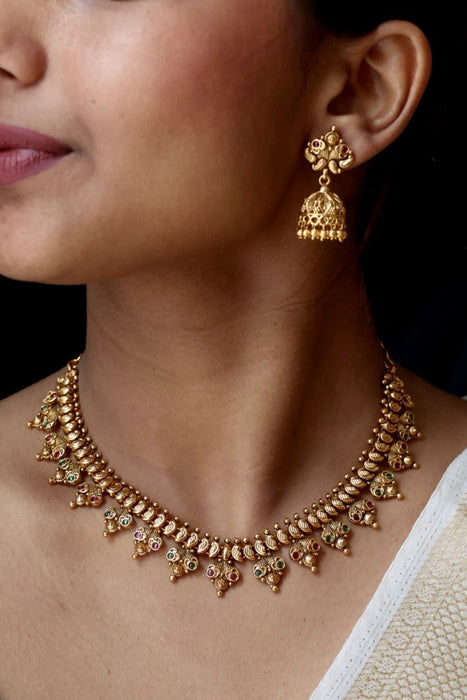 Antique gold stone short necklace and earrings G201