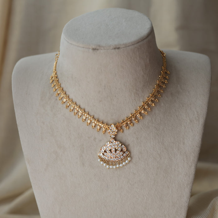 Heritage gold plated short necklace H222
