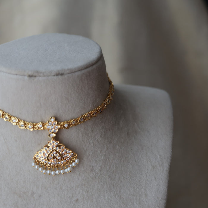 Heritage gold plated short necklace H1222