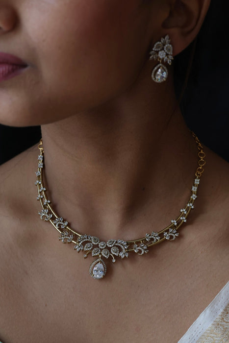 Antique white stone short necklace with earrings TTS45562