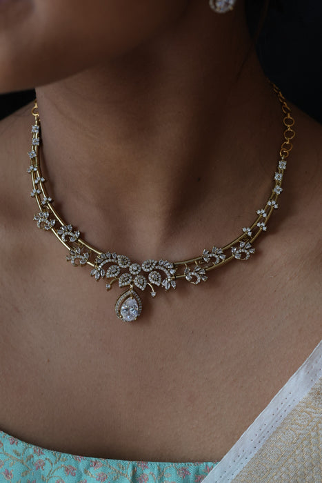 Antique white stone short necklace with earrings TTS45562