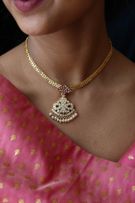 Heritage gold plated short necklace necklace H0015