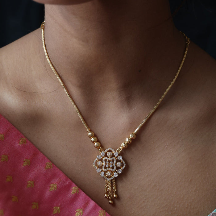 Heritage gold plated short necklace H0232