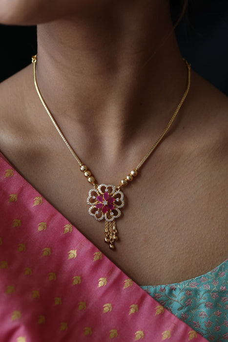 Heritage gold plated short necklace H0234