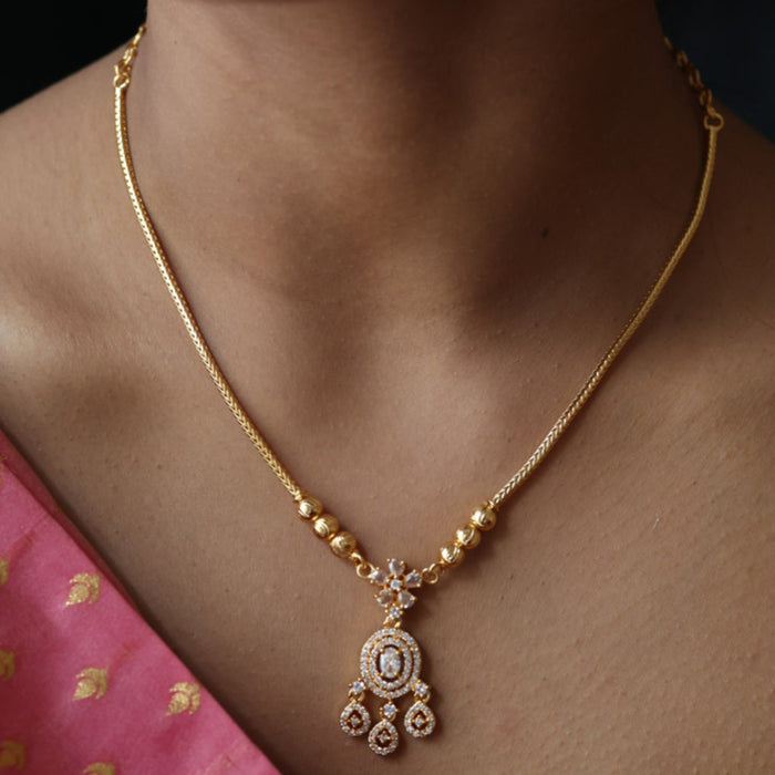 Heritage gold plated short necklace H022789
