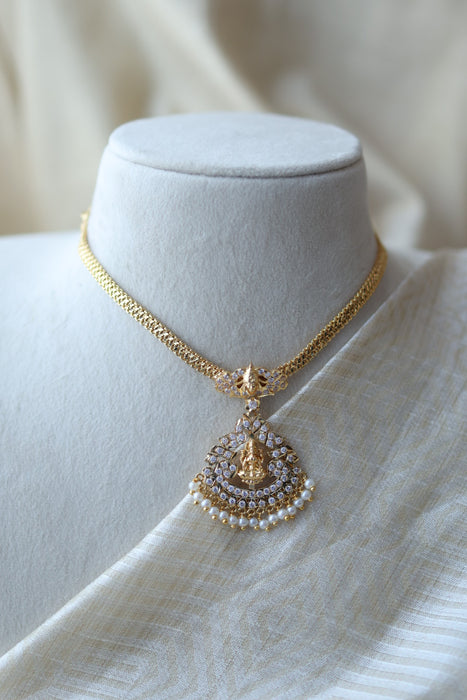 Heritage gold plated short necklace H0246