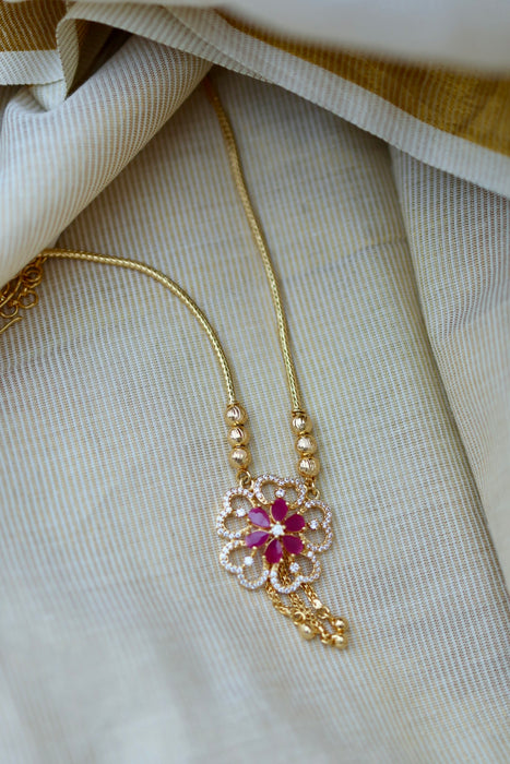 Heritage gold plated short necklace H0234