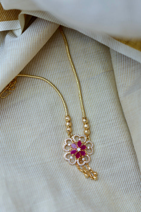 Heritage gold plated short necklace H0234