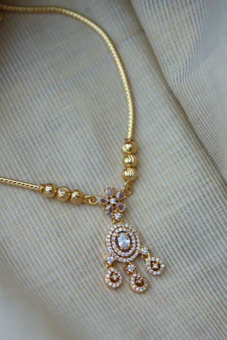 Heritage gold plated short necklace H022789