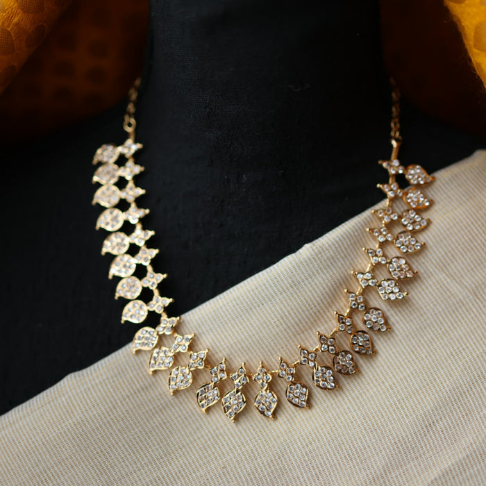 Heritage gold plated mango short necklace H642