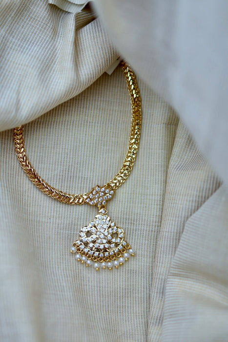 Heritage gold plated short necklace necklace H0015