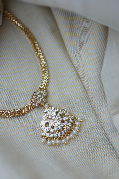 Heritage gold plated short necklace necklace H0015