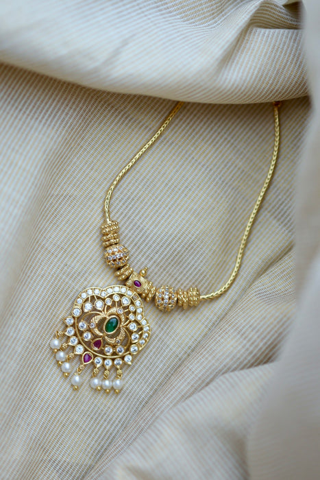 Heritage gold plated short necklace H0234