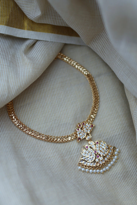 Heritage gold plated short necklace H0258