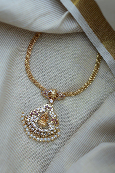 Heritage gold plated short necklace H0250