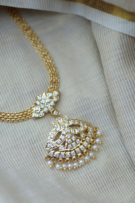Heritage gold plated short necklace H0249