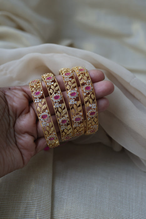 Heritage gold plated white stone bangle HB6963