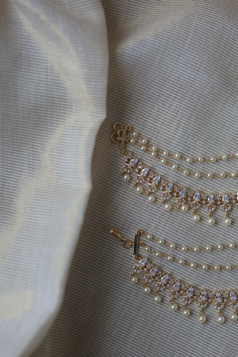 Heritage 3 layer white stone and pearl mattal ear accessories HM233