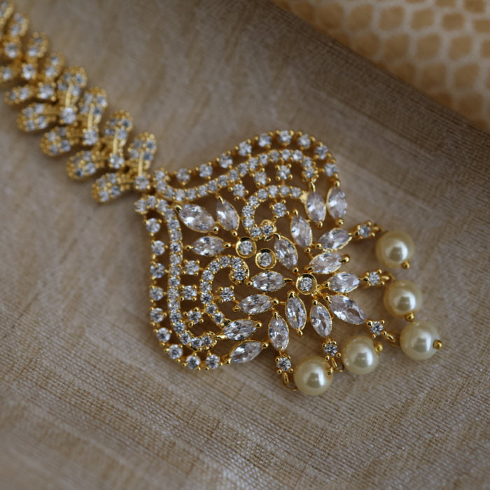 Heritage gold plated white stone tikka TH239