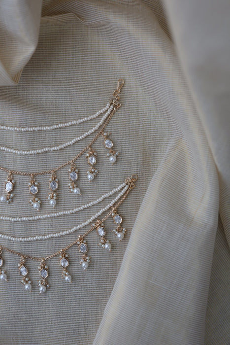 Heritage 3 layer white stone and pearl mattal ear accessories HM278
