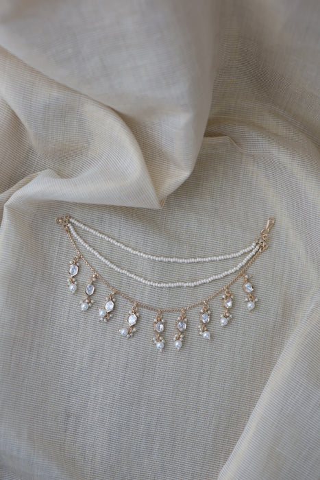 Heritage 3 layer white stone and pearl mattal ear accessories HM278