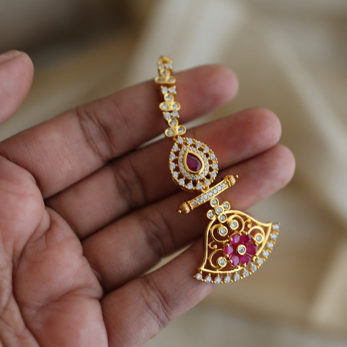 Heritage gold plated ruby white stone tikka TH100