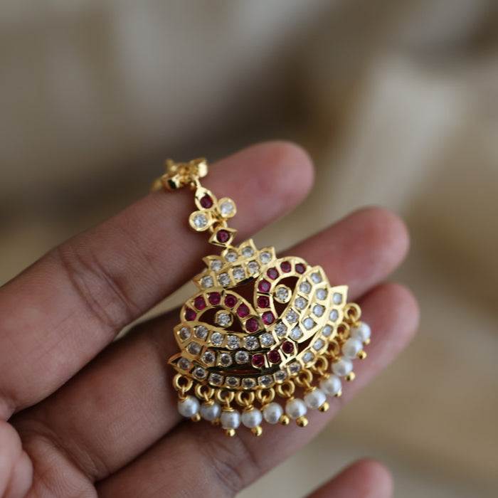 Heritage gold plated ruby white stone tikka TH90