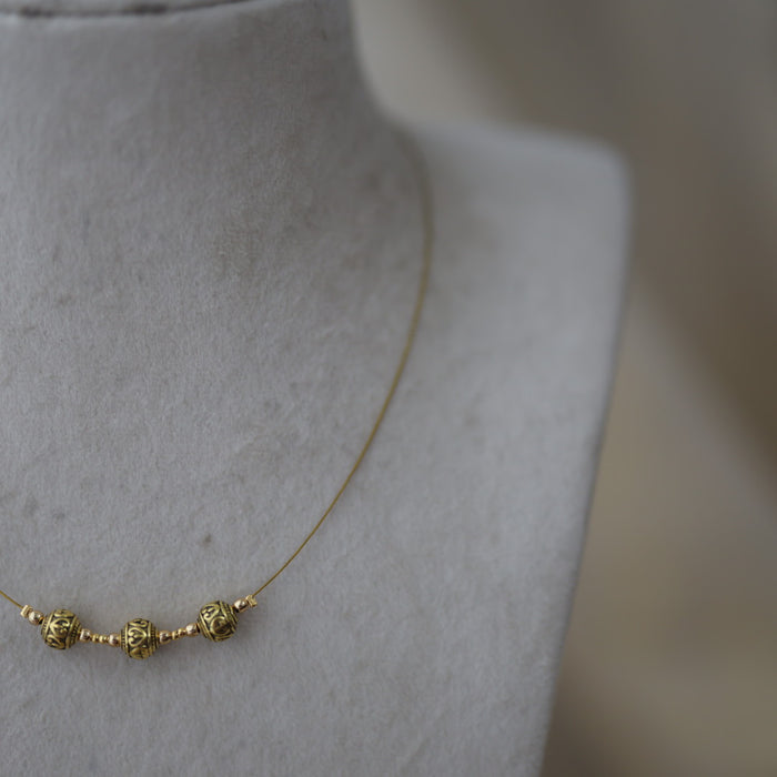 Antique invisible coin design pendant necklace IN15633