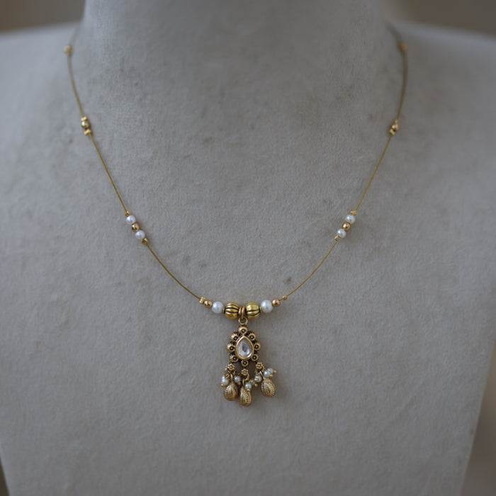 Antique invisible simple pendant necklace IN4233