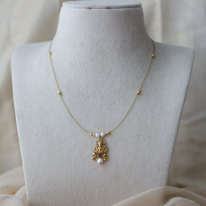 Antique gold plated invisibke necklace IN178