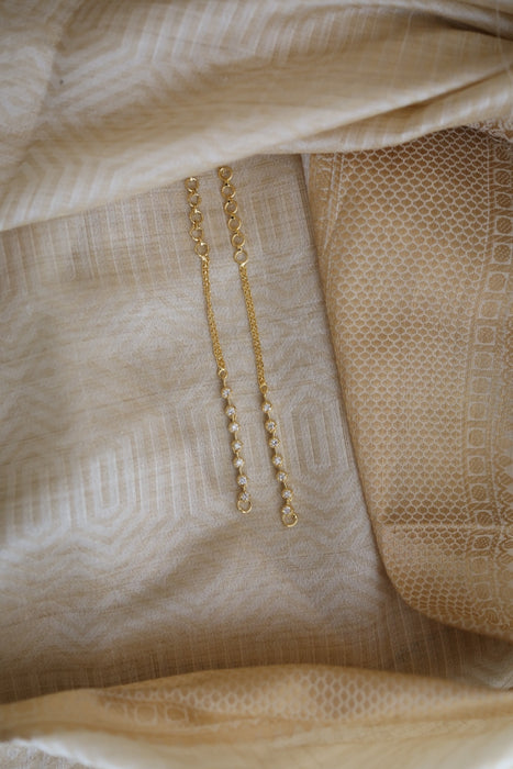 Heritage gold plated white stone mattal ear accessoris HM2788