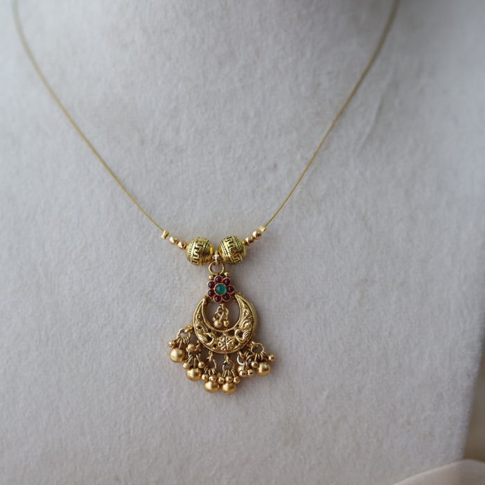 Antique invisible necklace  IN407