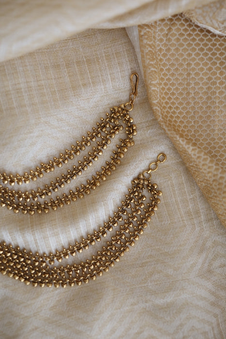 Antique mattal / ear accessories AM480