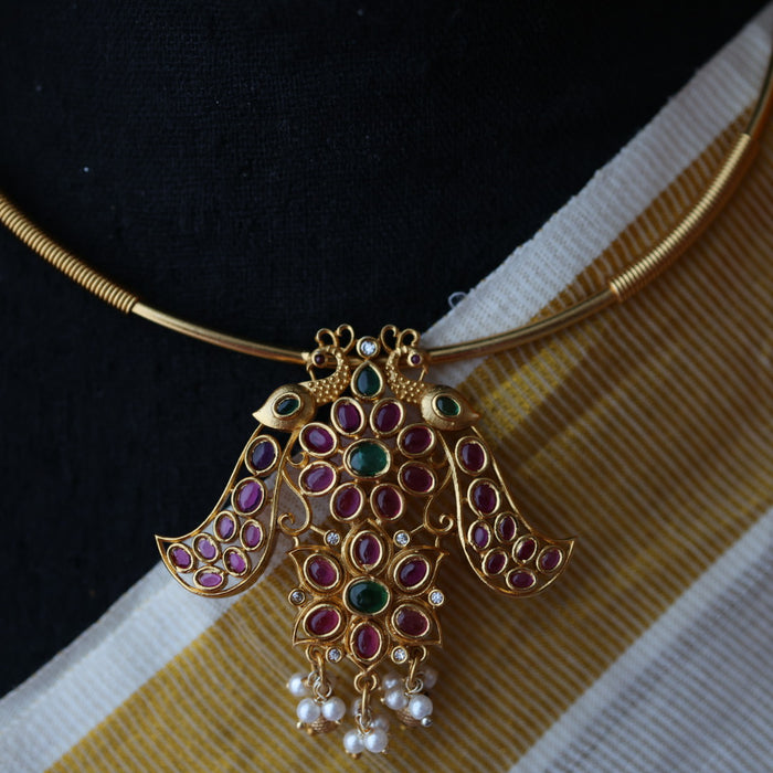 Antique short necklace with earrings C567