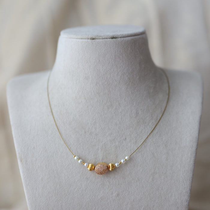 Heritage gold plated white stone invisible necklace IN1334