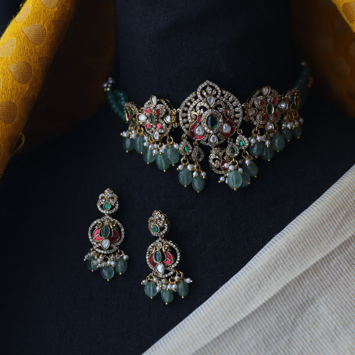 Antique green bead choker necklace and earrings AG166