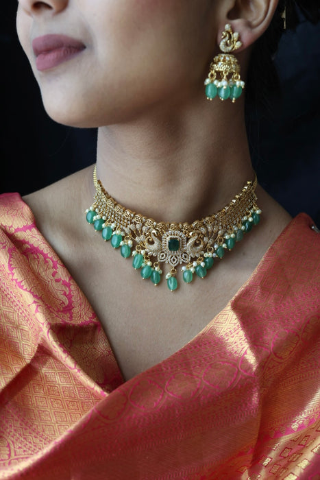 Antique green pearl choker necklace and earrings CCB27889