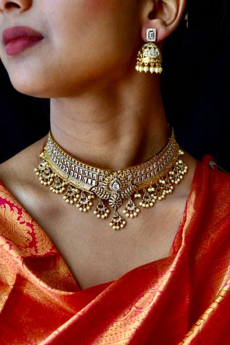 Antique pearl white stone choker necklace and earrings CCB20977
