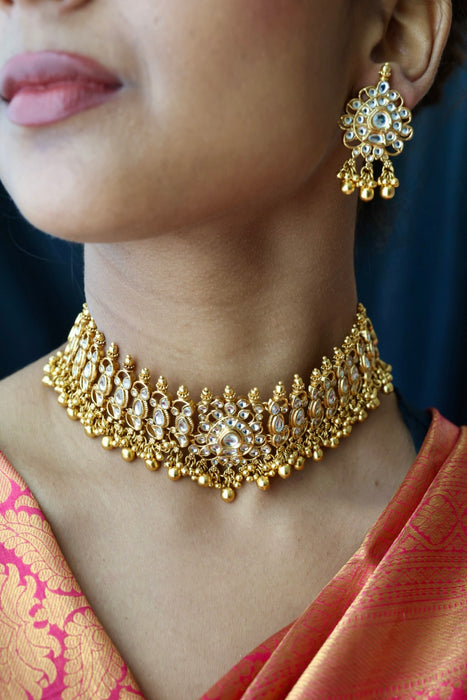 Antique white stone choker necklace and earrings CCB20986