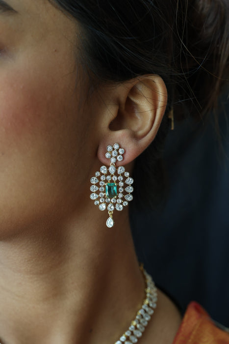 Heritage white stone short necklace with earrings H818