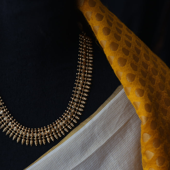 Heritage gold plated short necklace H832