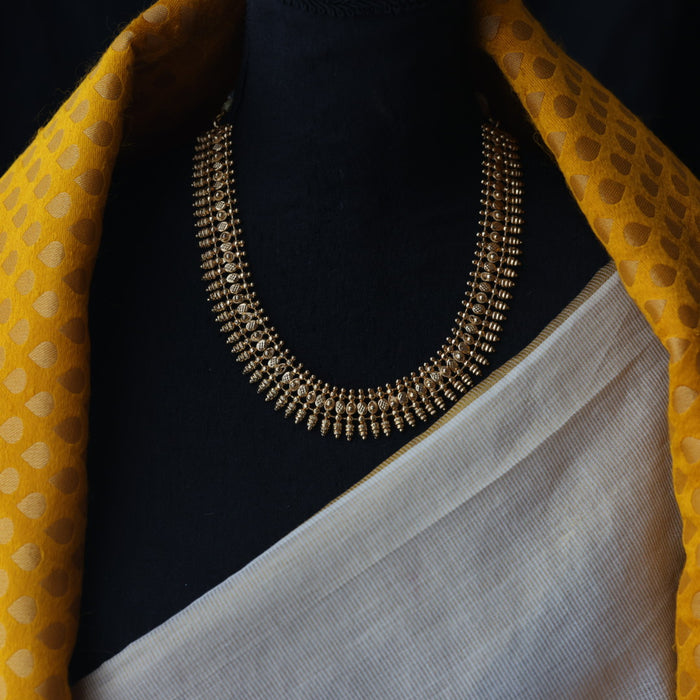 Heritage gold plated short necklace H832